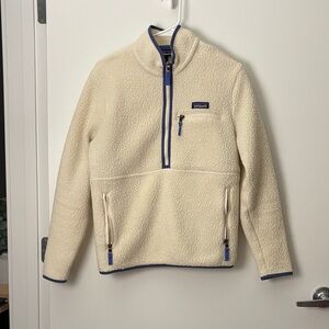 Patagonia Off-White Fleece with Blue Trim